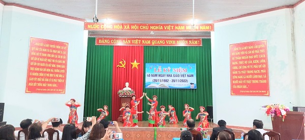 anh 8